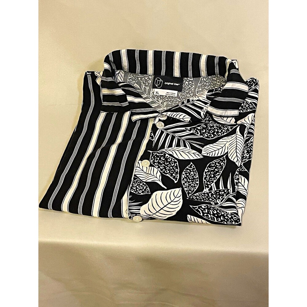 Original Use Men's XL Black/White Striped Rayon Short Sleeve Tropical Button-Up
